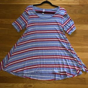 Lularoe Small Perfect Tee
